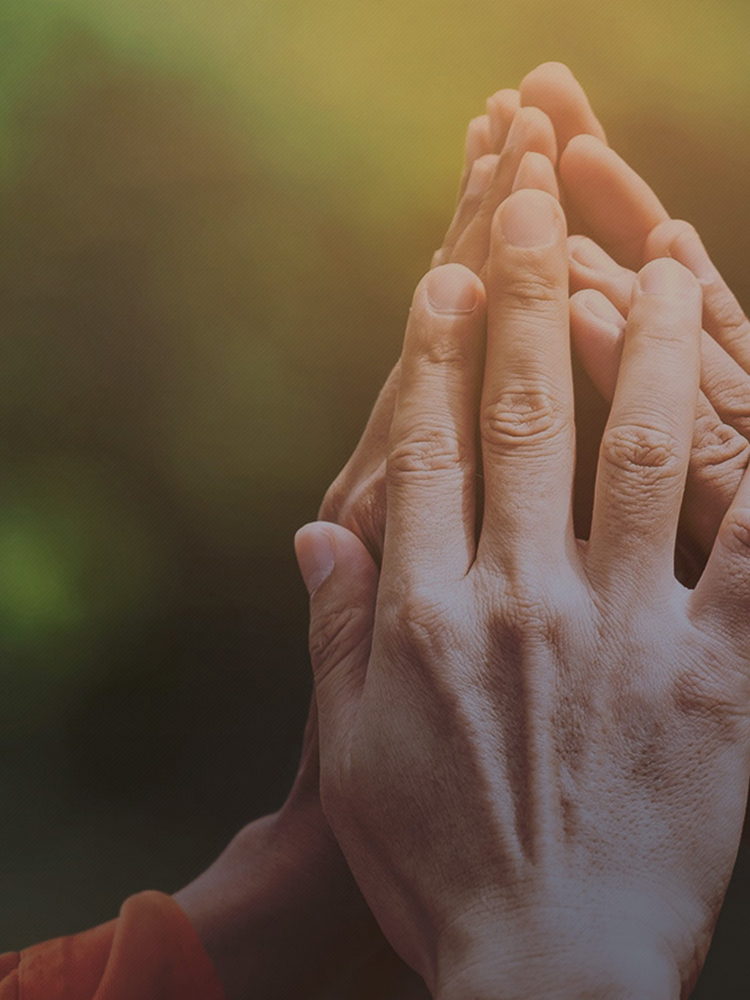 飲水思源，發(fā)展不忘回報(bào)社會(huì)